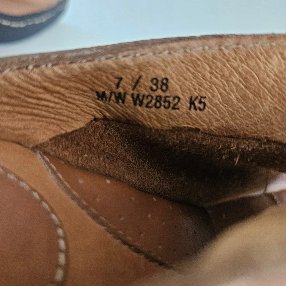 Born Wedge Heel Sandal Women's 7 Brown Leather Slip-On Platforms Boho